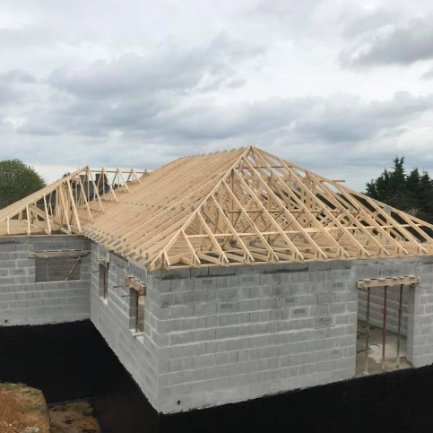 THOMAS LEPLUMEY Menuisier Saint Pair Sur Mer Constructions De Charpentes 1